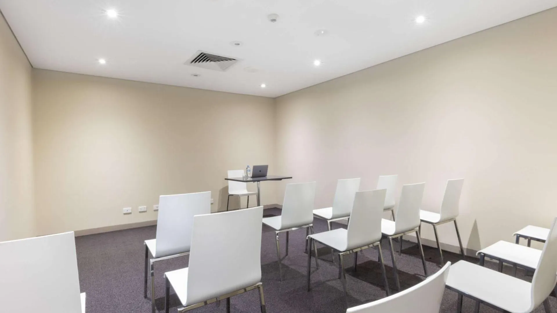 Mercure Brisbane Garden City Upper Mount Gravatt Hotel
