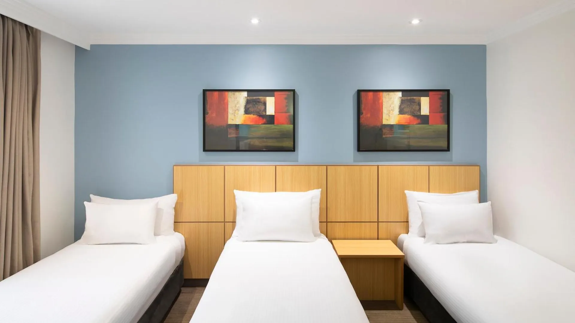 Mercure Brisbane Garden City Upper Mount Gravatt 4*,