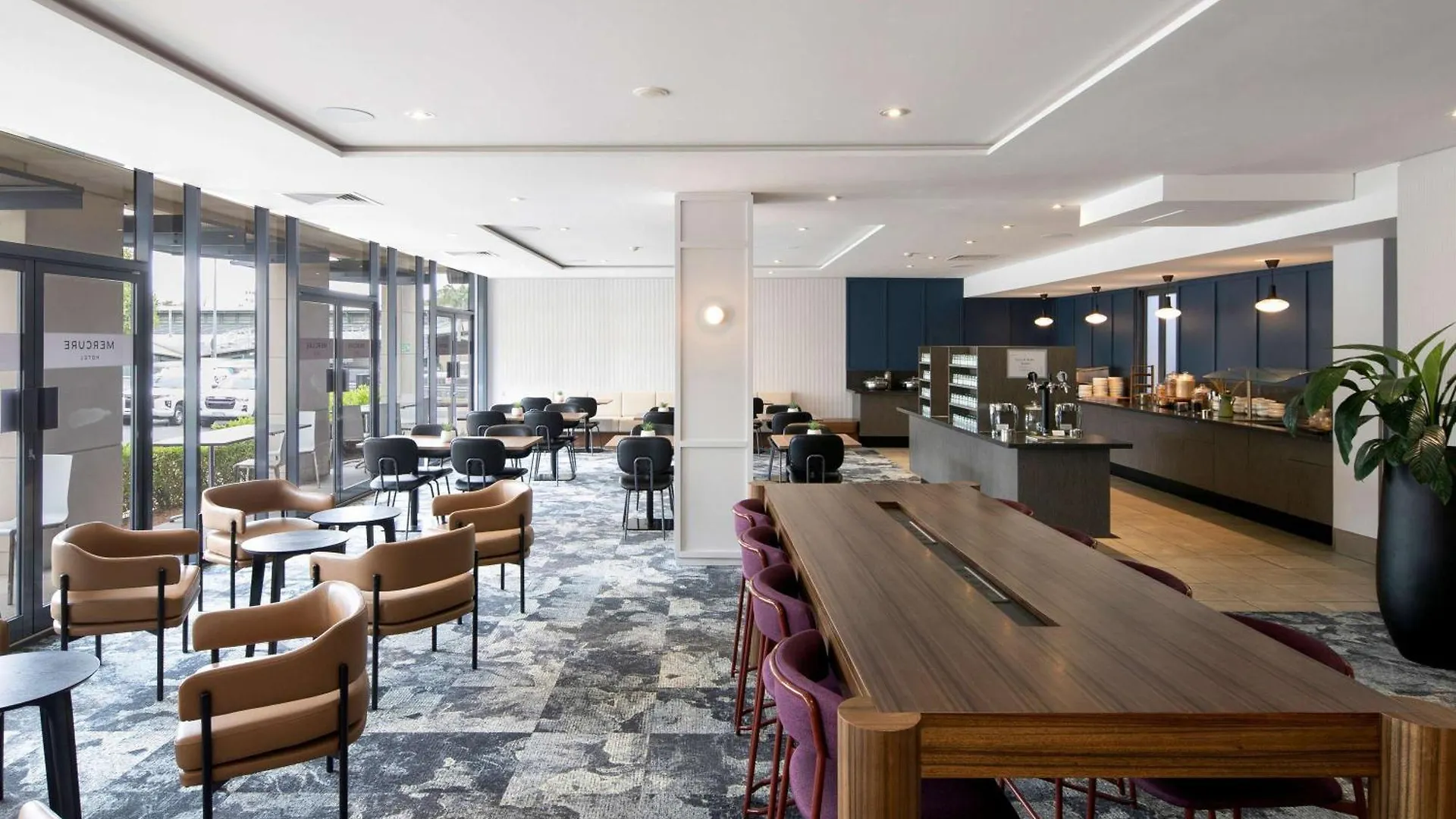 Mercure Brisbane Garden City Upper Mount Gravatt 4*,  Australia